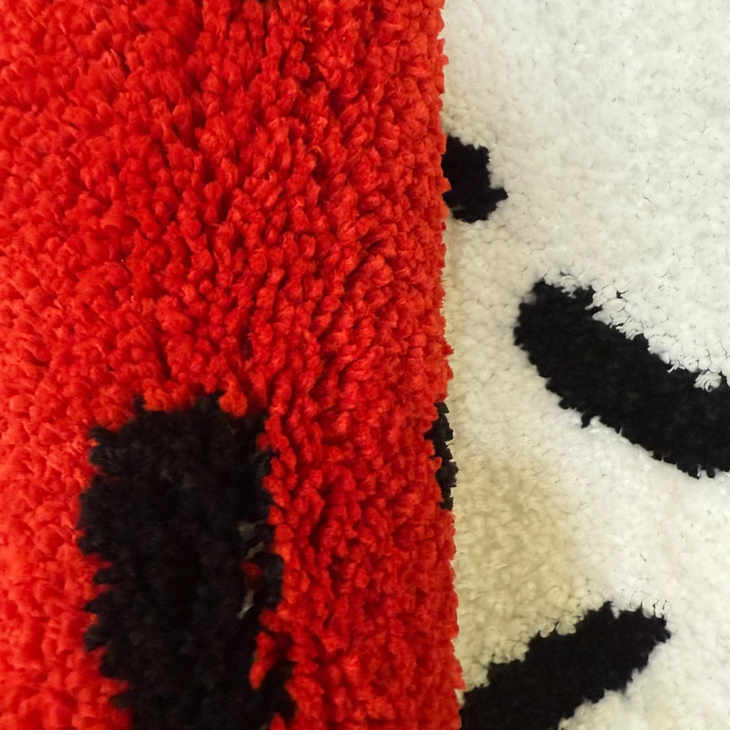 Monster Handshake Halloween Tufted Rug – Spooky Bedroom Mat