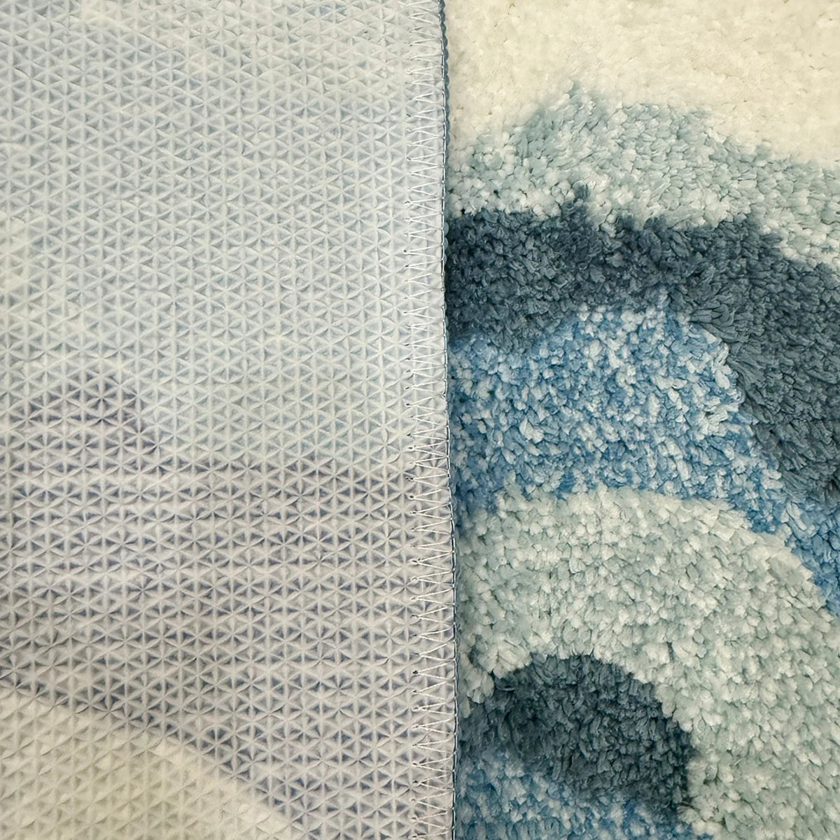 Ocean Wave Plush Bathroom & Bedroom Rug – Coastal Blue Soft Non-Slip Floor Mat