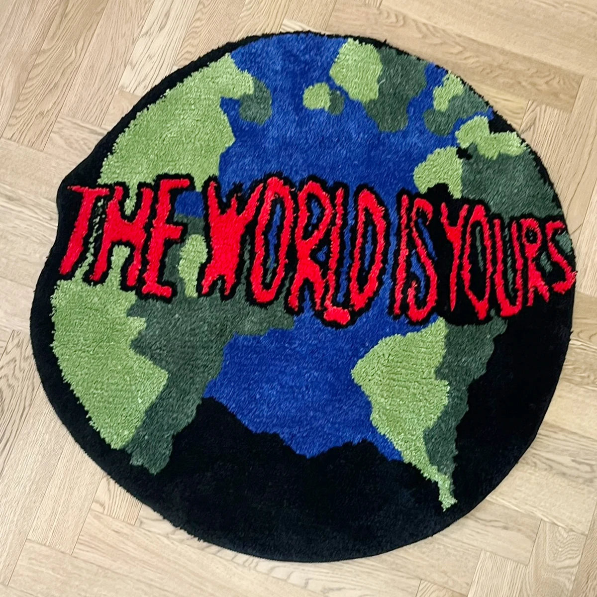 Planet Earth Round Plush Bedroom Rug – Cool Space-Themed Globe Floor Mat