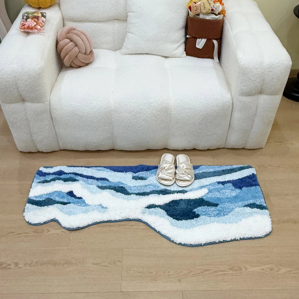 Ocean Wave Plush Bathroom & Bedroom Rug – Coastal Blue Soft Non-Slip Floor Mat