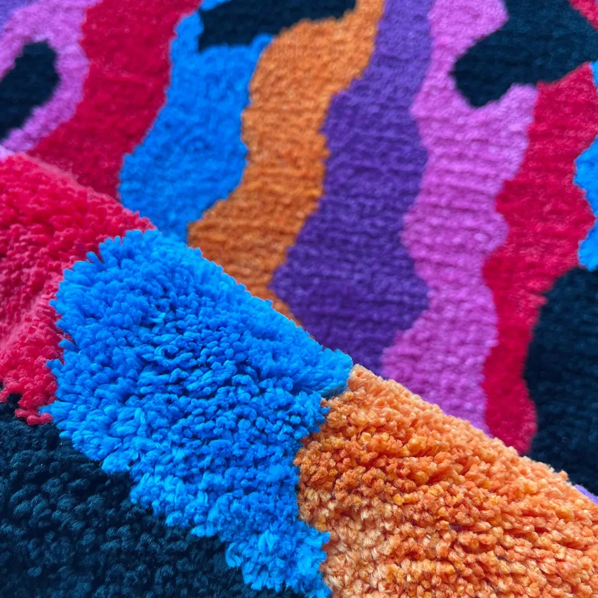 Twisted Smiley Handmade Tufted Rug – Quirky Aesthetic Tufted Bedroom Decor