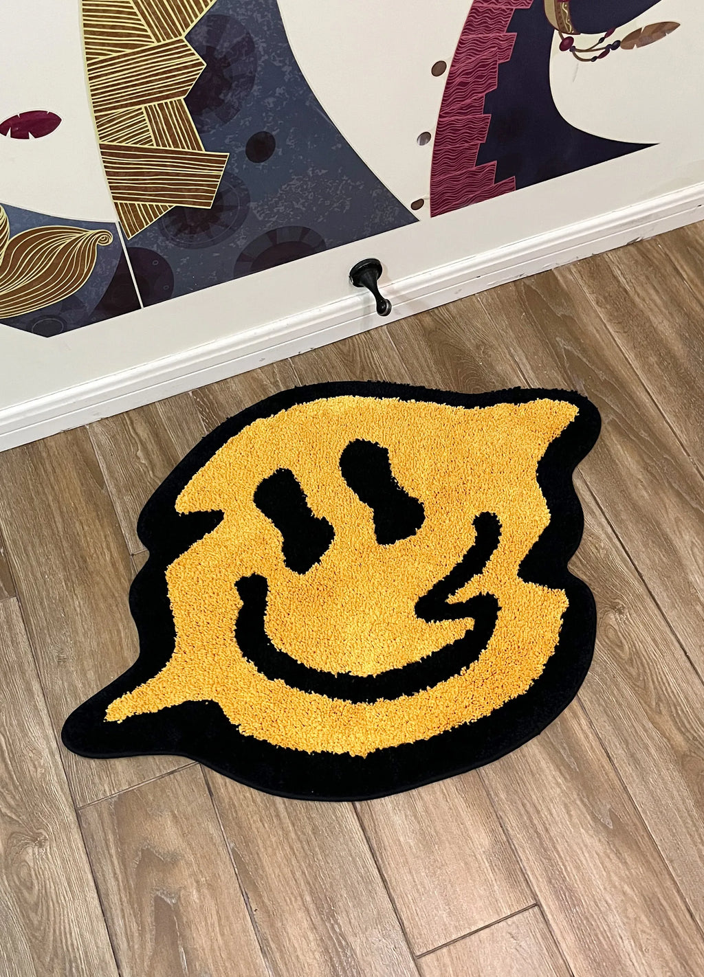 Trippy Smiley Face Fluffy Accent Rug – Psychedelic Retro Bedroom Decor Mat